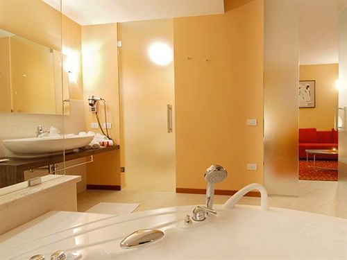 Hotel Rosso Frizzante Sorbara Zewnętrze zdjęcie